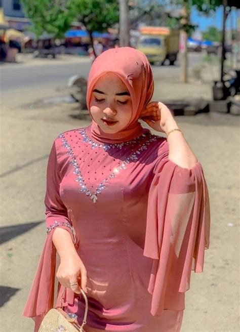 Indonesian Porn New Hijab Girl Screams Crot in Pussy Teen Indo .